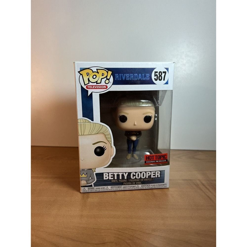 Betty Cooper #587 Funko Pop! Television Riverdale Collectible Figure Hot Topic